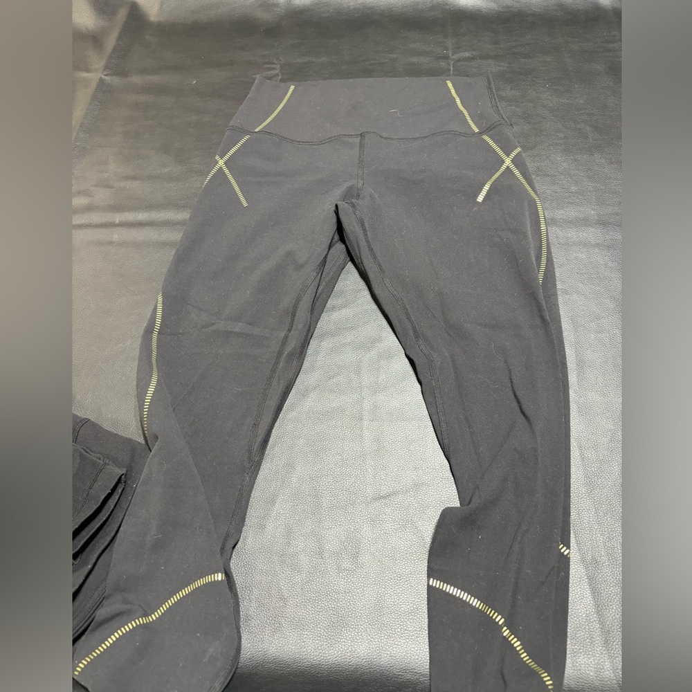 Limited edition lululemon leggings